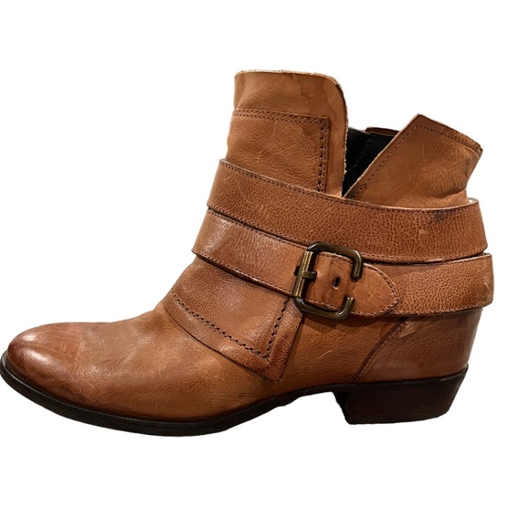 Paul Green Women’s Tan Brown Leather Ankle Booties Size 7.5 US rare find. - Picture 3 of 11
